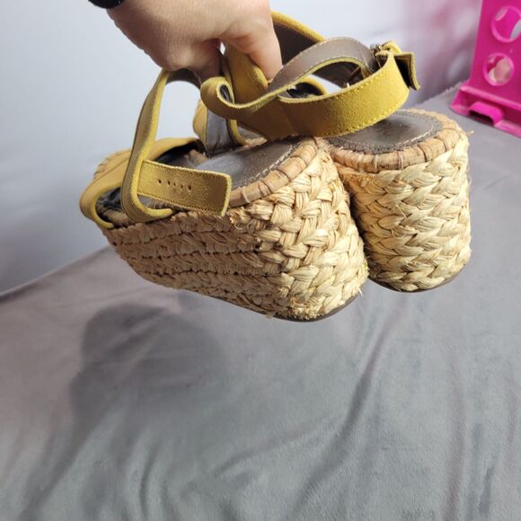 Naughty Monkey Womens Espadrille Wedge Sandals Size 8.5 Yellow Suede & Raffia - Picture 11 of 13